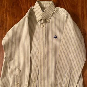 Beautiful Brooks Brothers button down dress shirt
